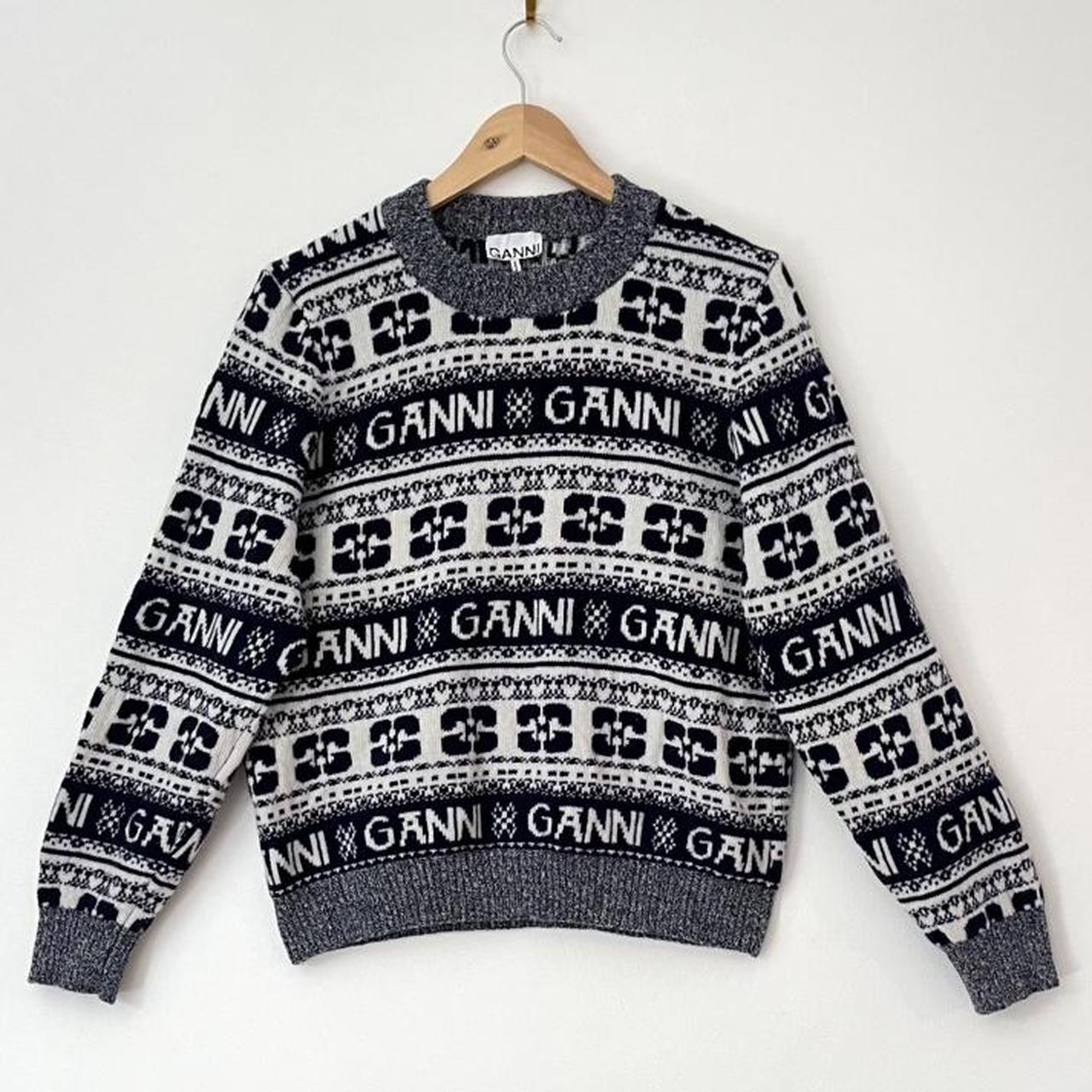 Ganni O-neck Logo Sweater in Sky Captain.