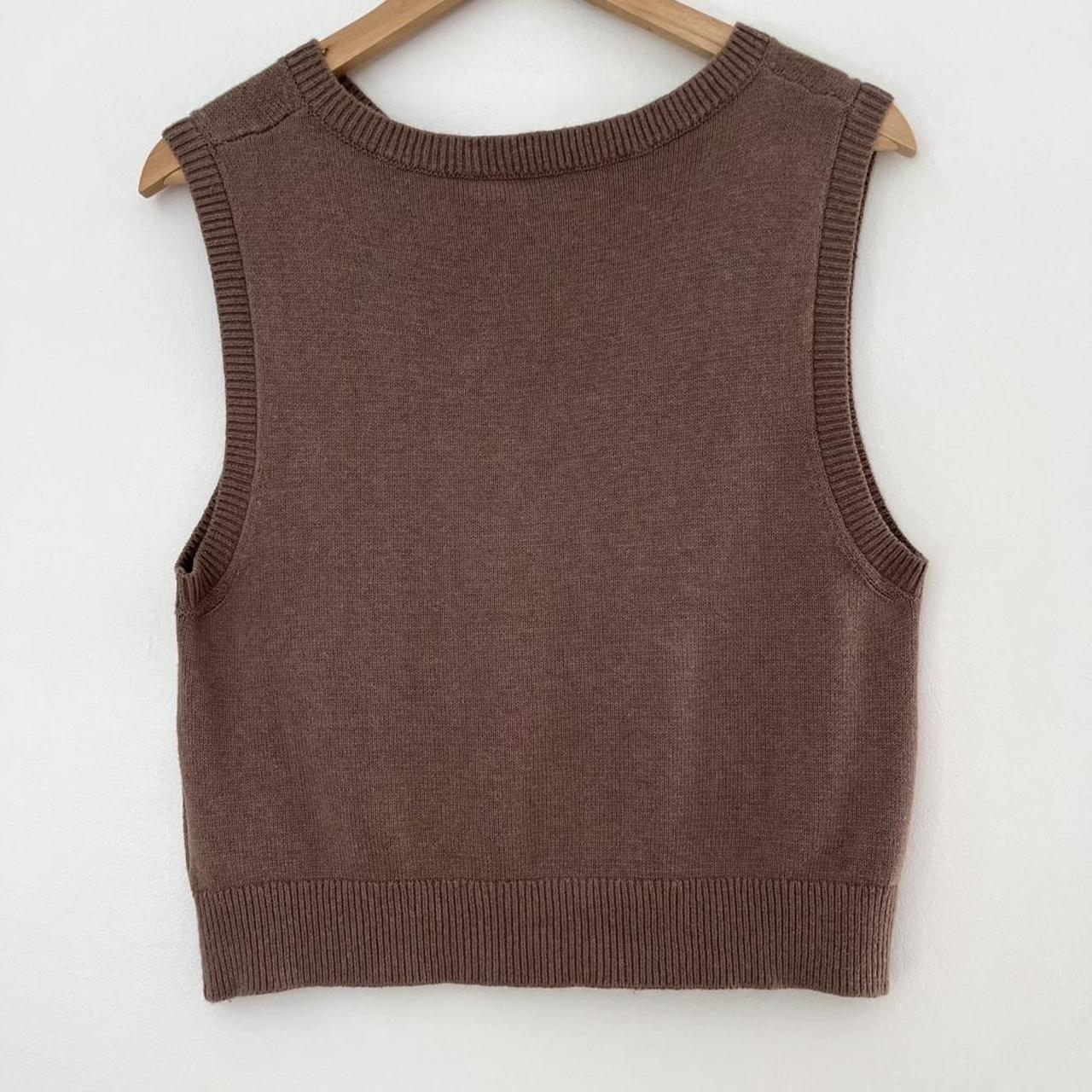 Venroy Floral Knit Vest in Blue Flower.