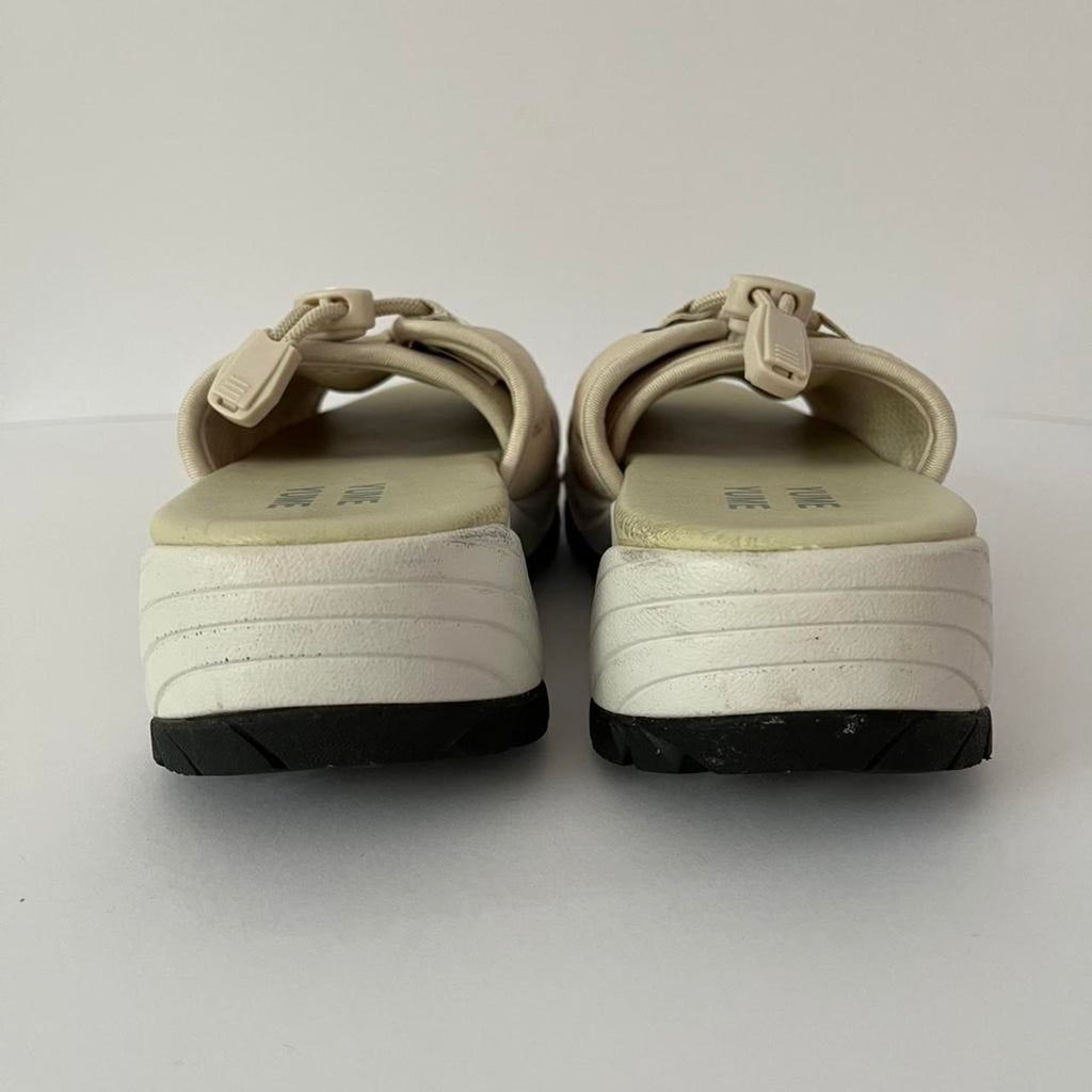 Yume Yume MOUNT KITA Slides in Beige.