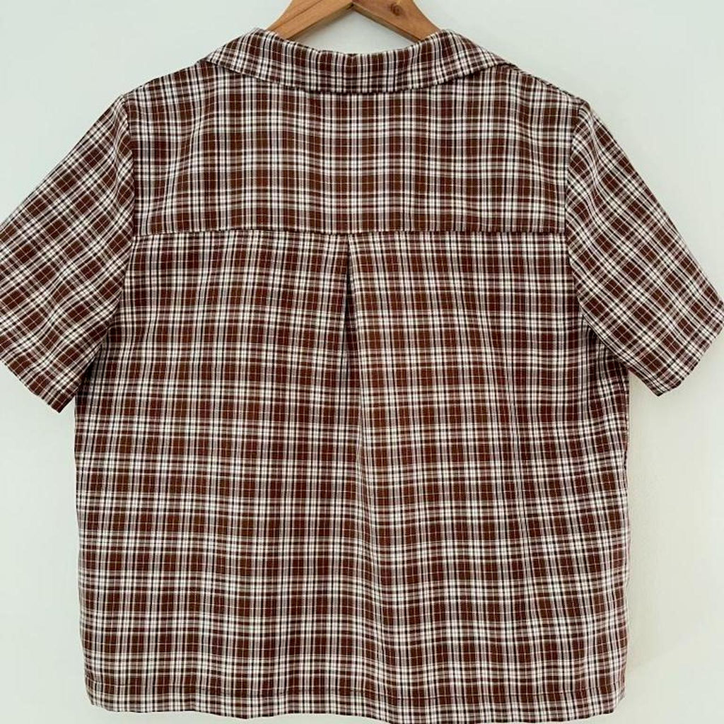 Lisa Says Gah Check Cropped Shirt Size M.