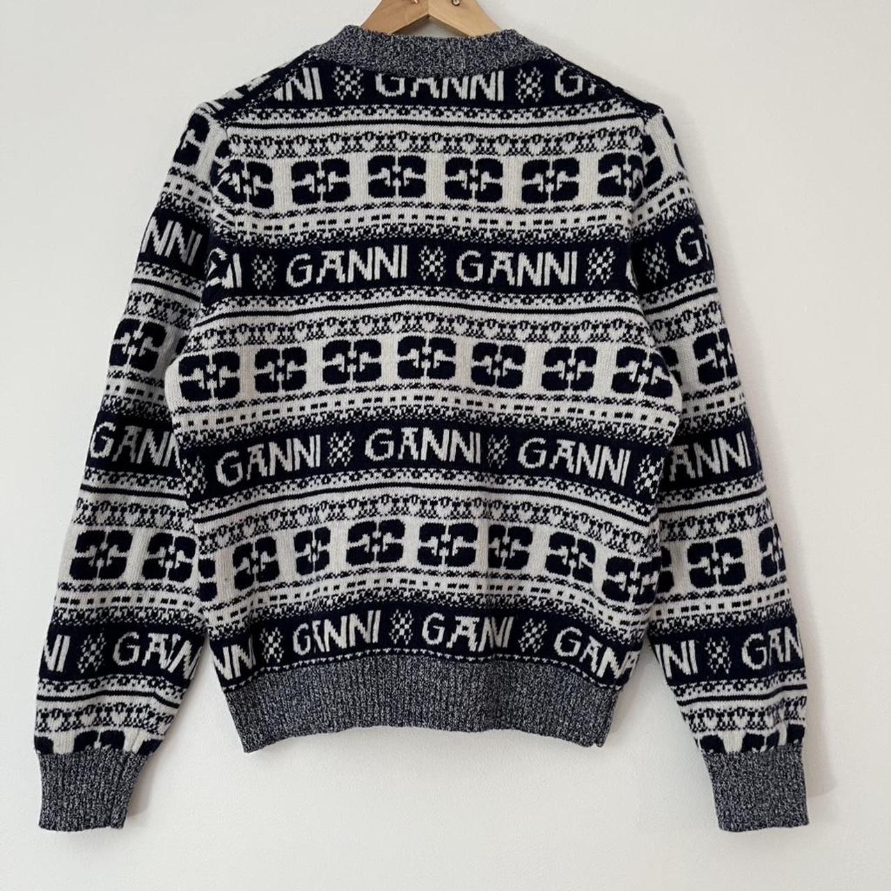 Ganni O-neck Logo Sweater in Sky Captain.