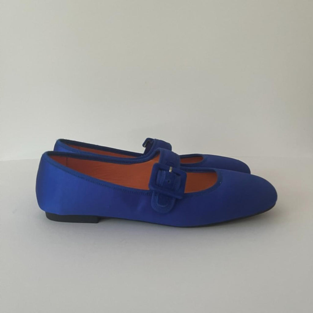 Radical Yes THE TWIGGY in Yves Klein Blue.