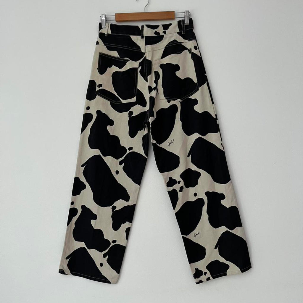 Lisa Says Gah ROBYN Jeans in Cow Print.