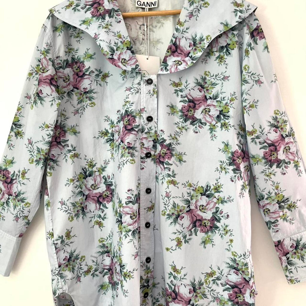Ganni BNWT Floral Cotton Poplin V neck Blouse in Heather.