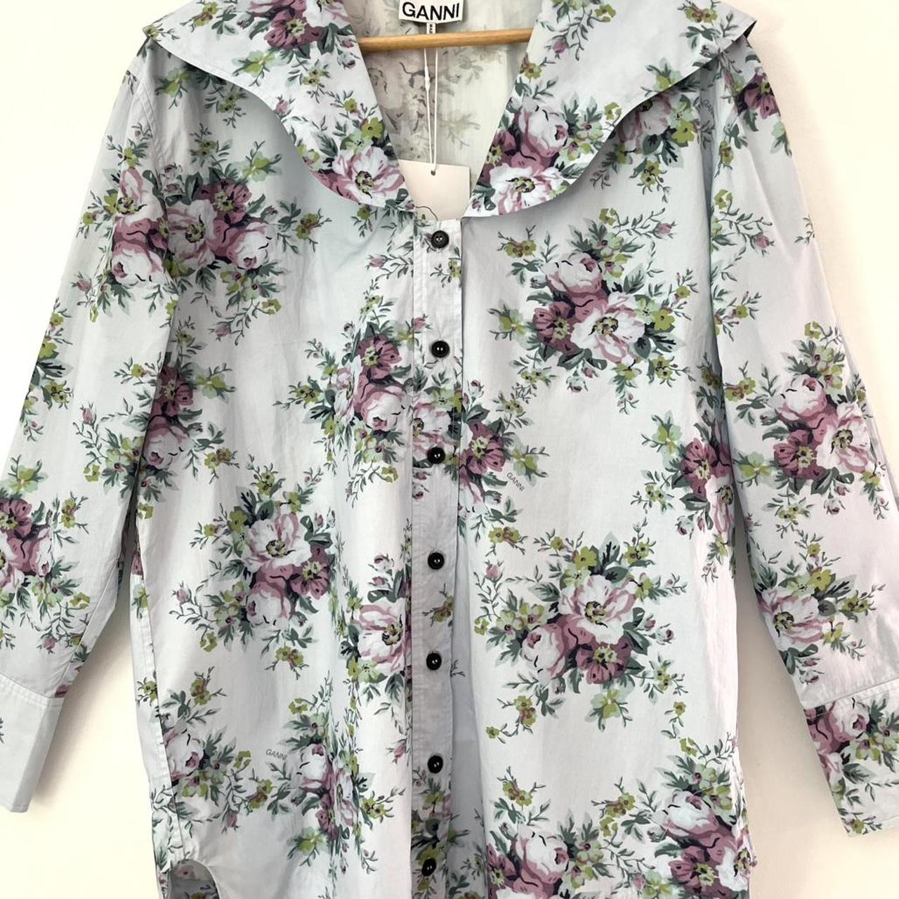 Ganni BNWT Floral Cotton Poplin V neck Blouse in Heather.