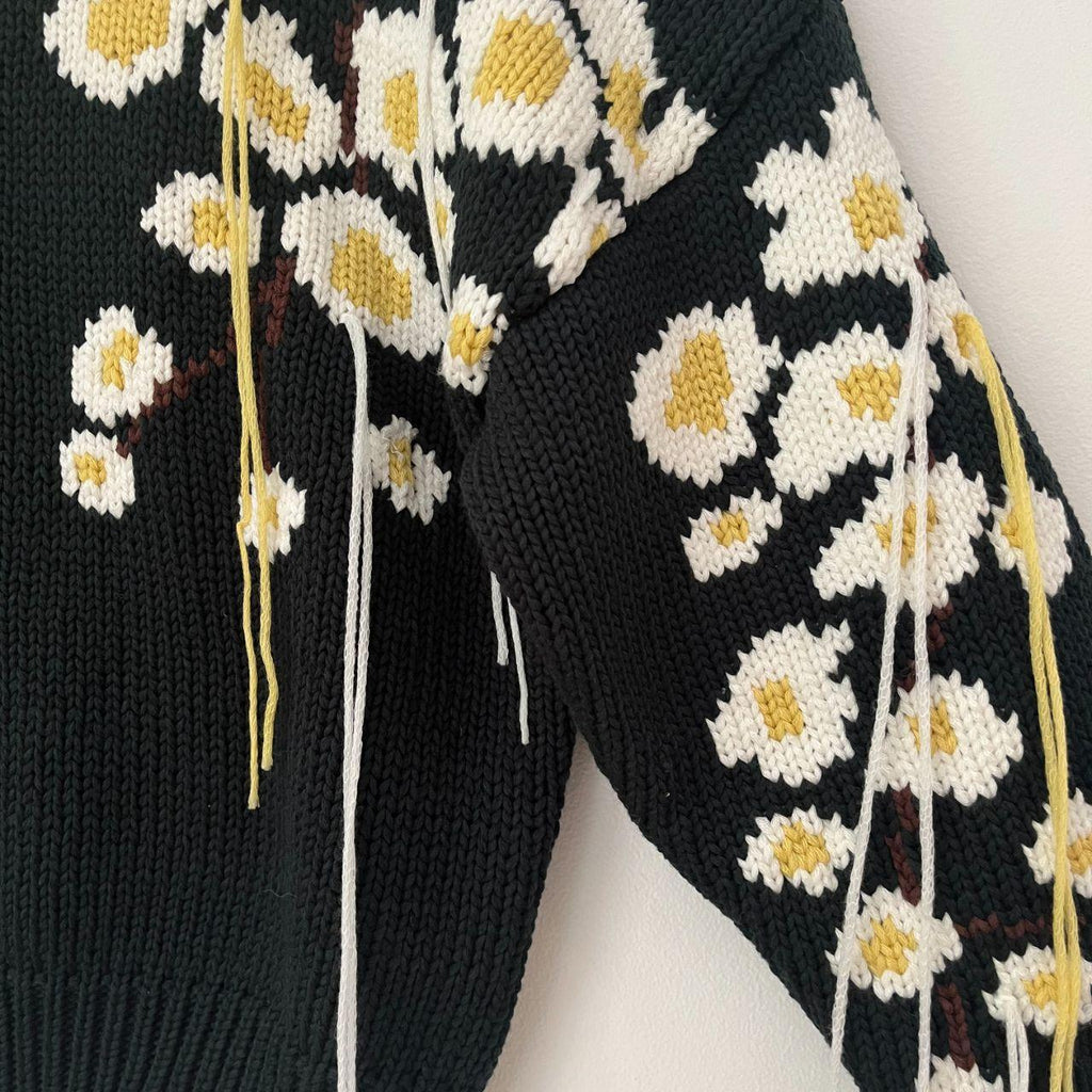 Enföld WINTER SAKURA Knit in Dark Green.