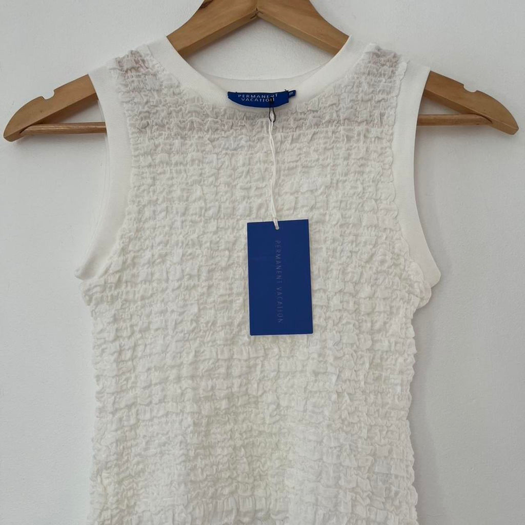 Permanent Vacation BNWT SIGNAL Tank Top in Chalk.