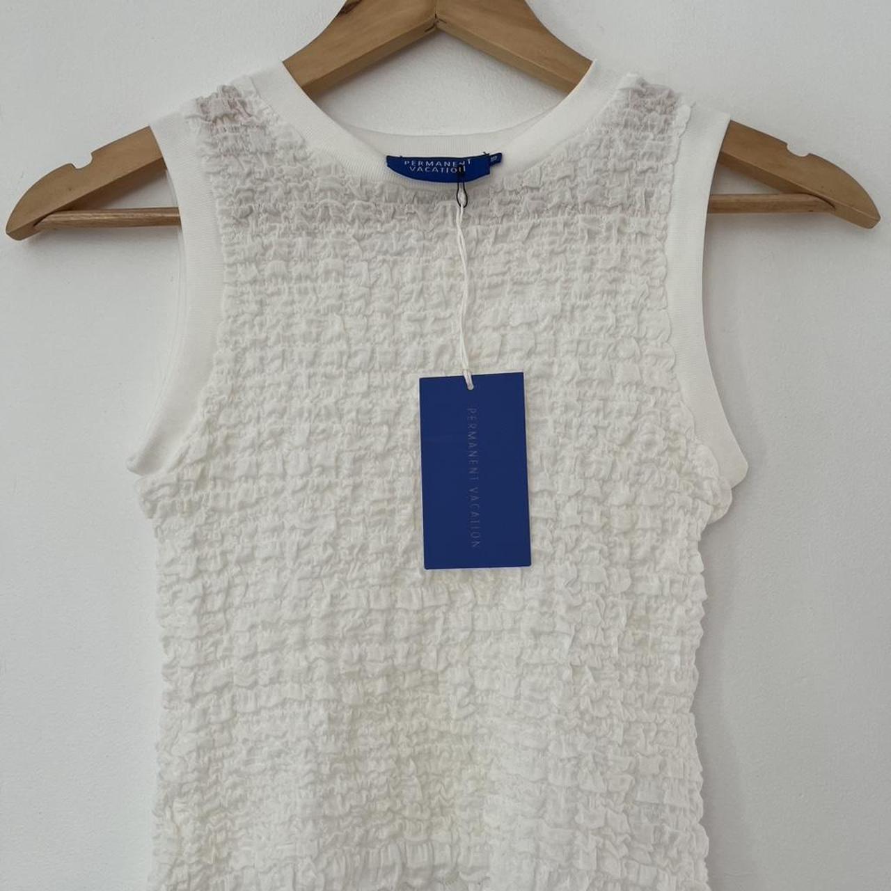 Permanent Vacation BNWT SIGNAL Tank Top in Chalk.