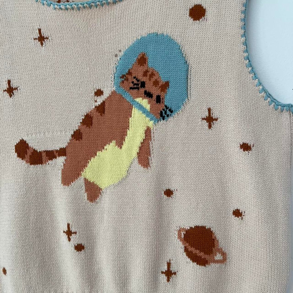 Hèrlian Astronaut Cat Knitted Vest.