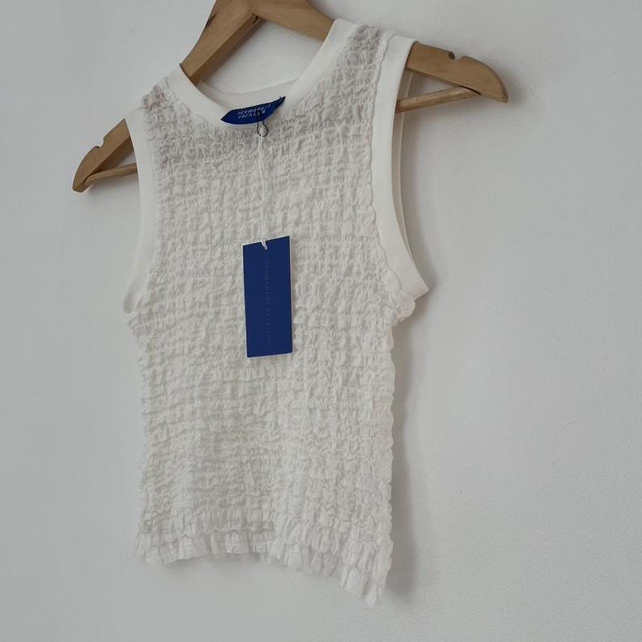 Permanent Vacation BNWT SIGNAL Tank Top in Chalk.