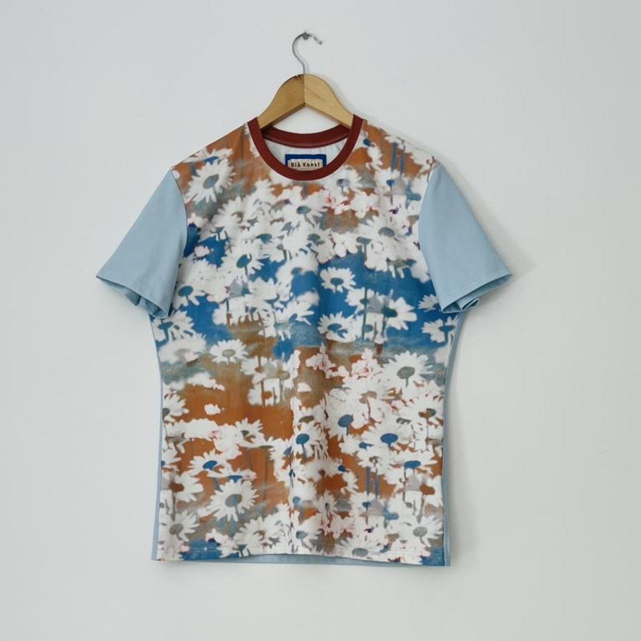 Acne Studios Blå Konst ROAR SUPER 8 Floral T-shirt.