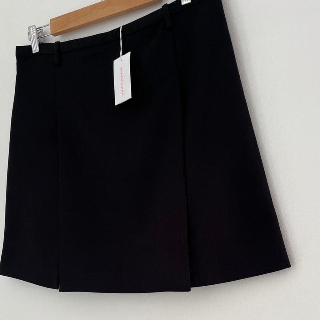 Sandy Liang BNWT DART Skirt in Black.