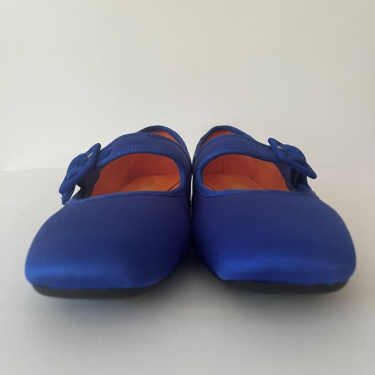 Radical Yes THE TWIGGY in Yves Klein Blue.