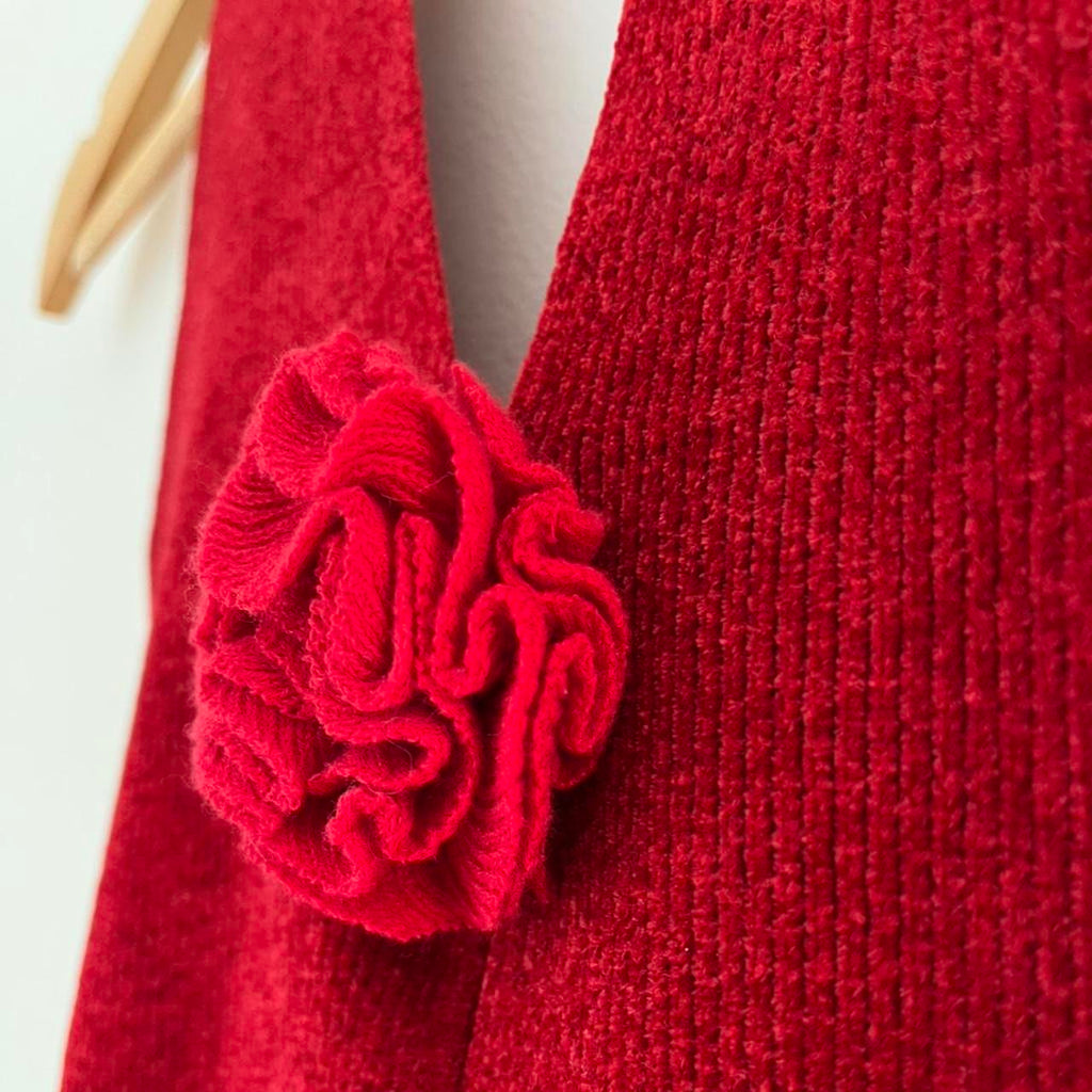 With Jean ROSE Top in Red.