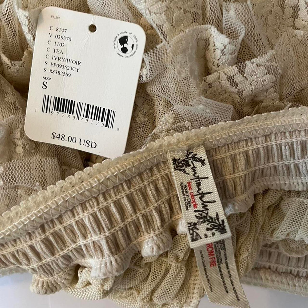 Free People FEELING FOR Lace Shorties/Bloomers in Tea.