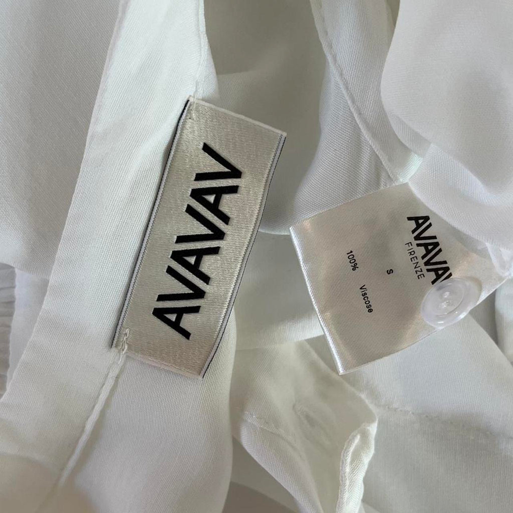 Avavav Ruffle Blouse in White.