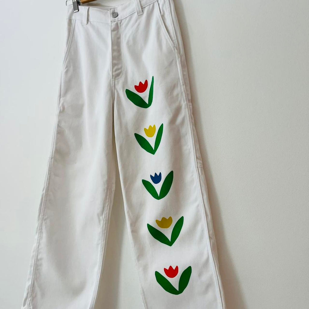 Lisa Says Gah DYLAN Jeans in White Tulip.