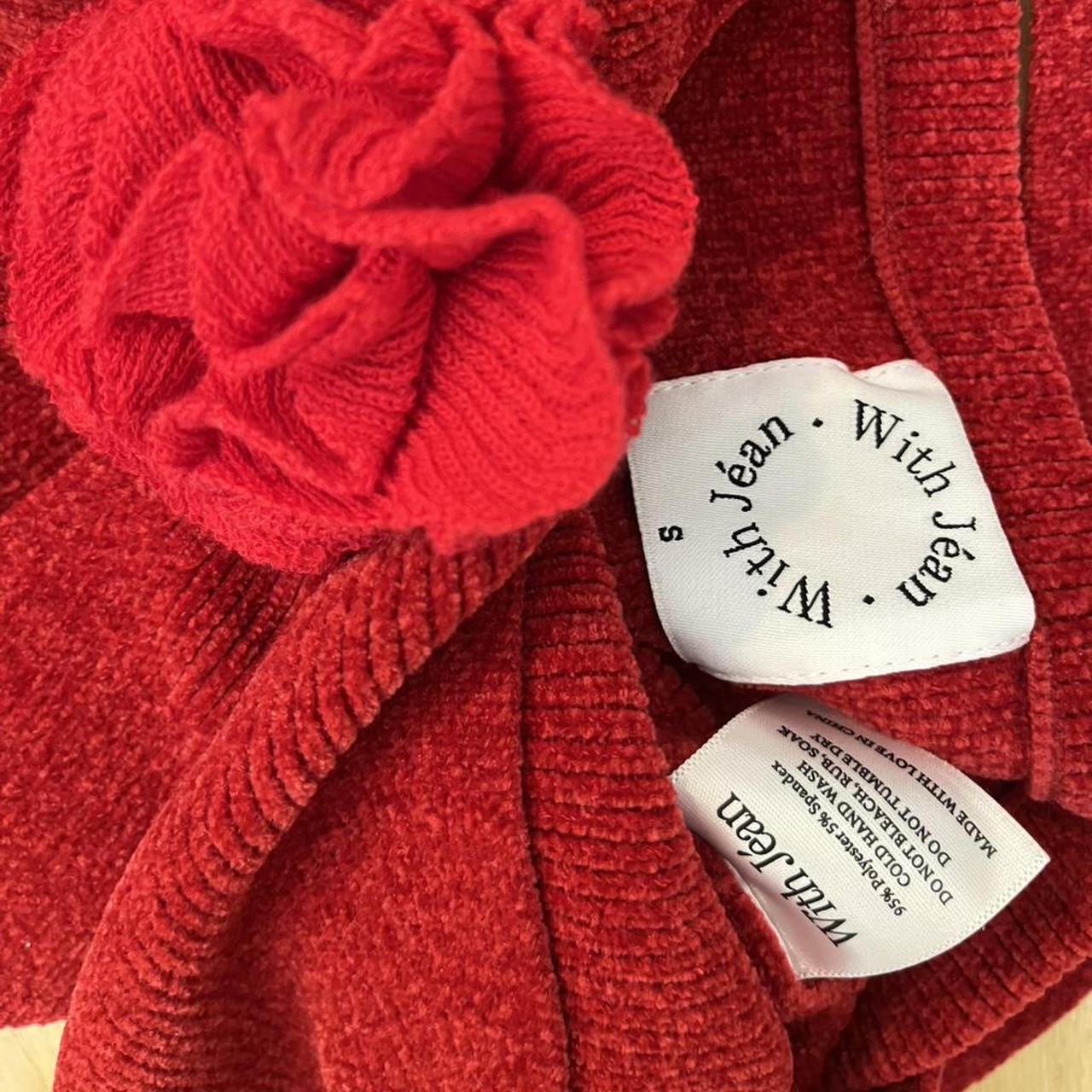 With Jean ROSE Top in Red.