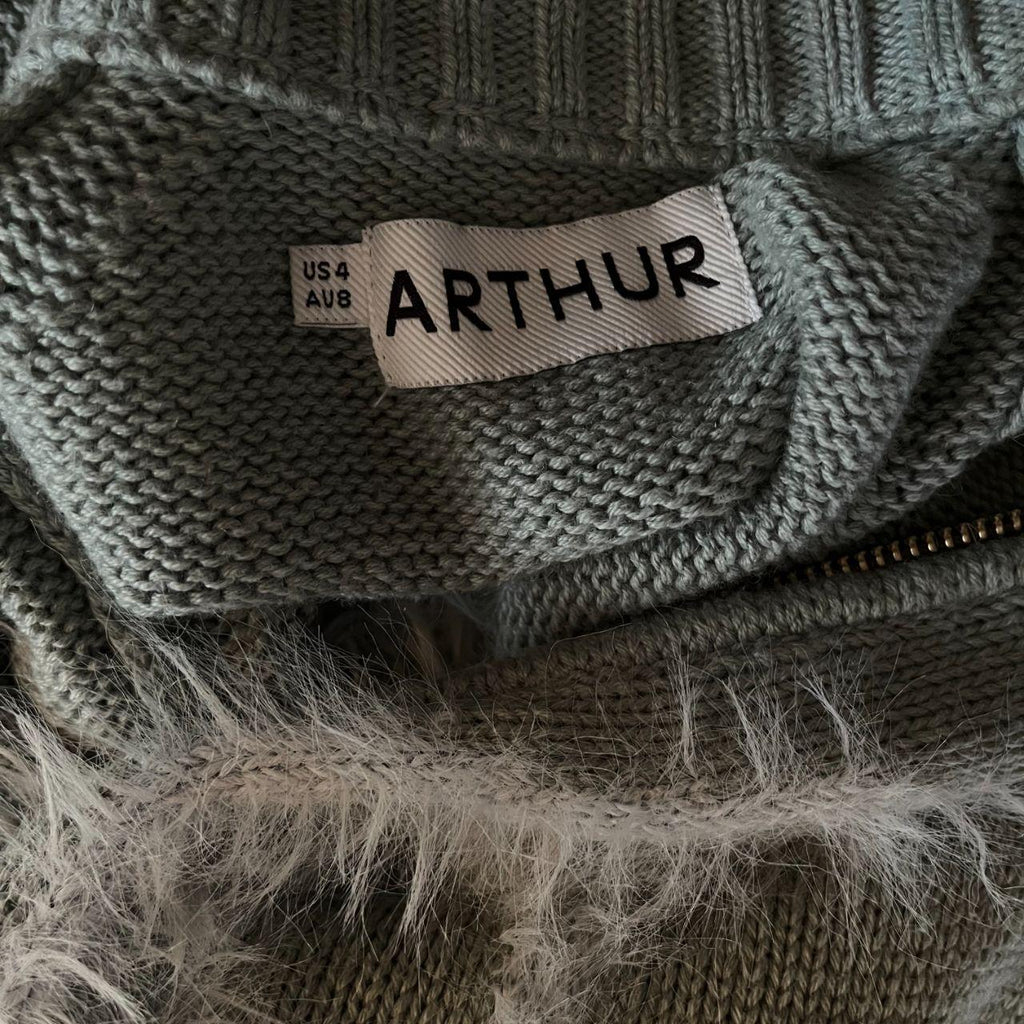 Arthur Apparel GREETINGS Cardigan.