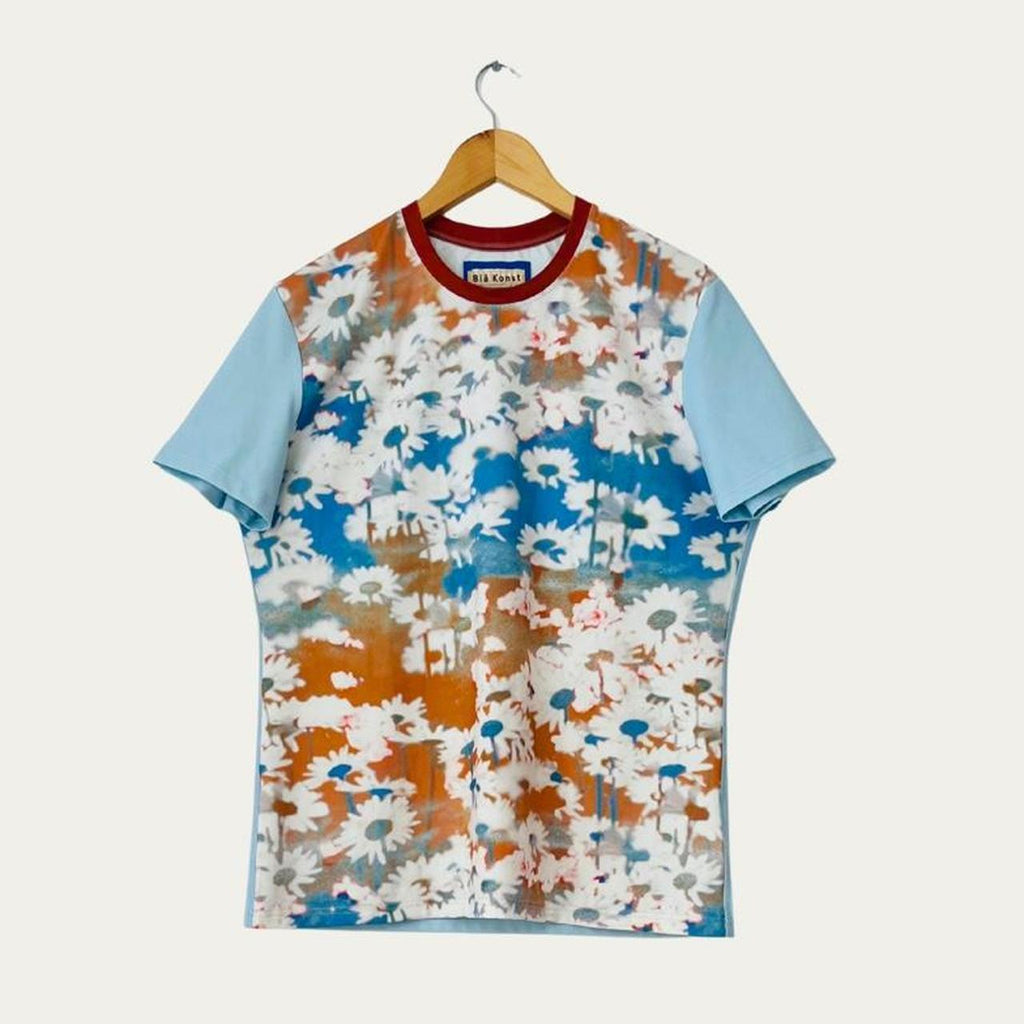 Acne Studios Blå Konst ROAR SUPER 8 Floral T-shirt.