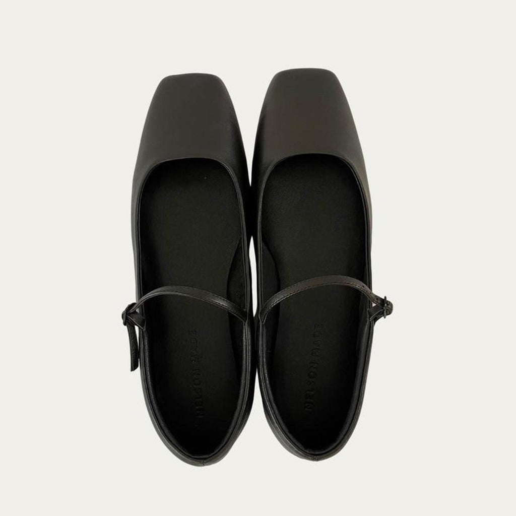 Nelson made PHOEBE Flat Black.