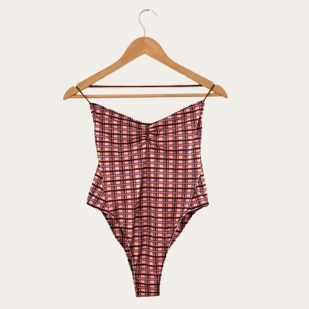 Apres Studios BNWT CINDY One Piece Swimwear Size M.