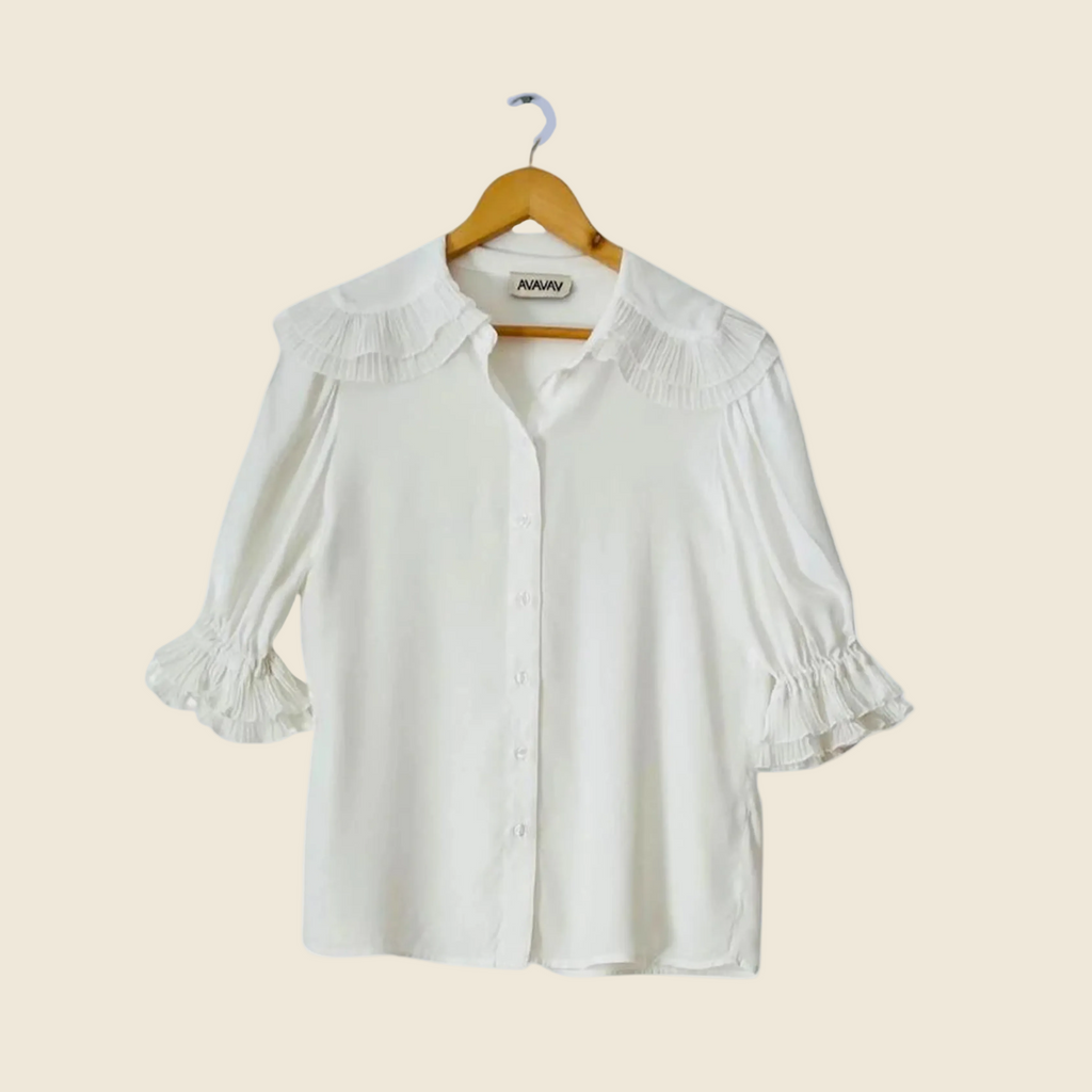 Avavav Ruffle Blouse in White Size S.